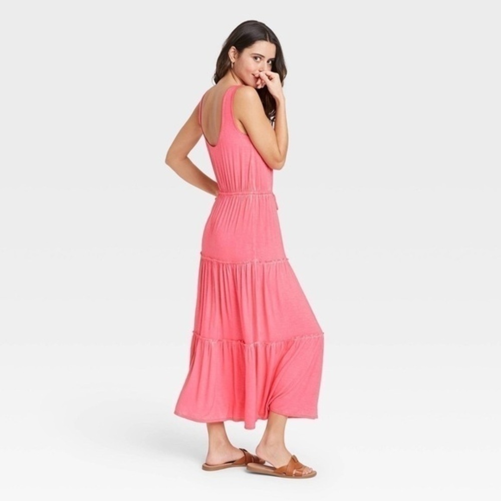 🌸 Knox Rose Tiered Maxi Dress NWT Medium • Coral Pink • Casual Summer